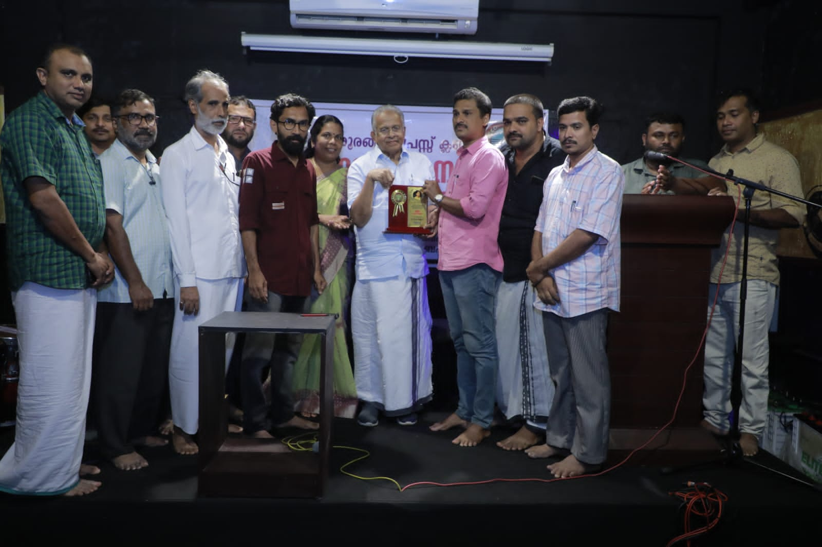 രാജ്യത്ത് മാധ്യമ പ്രവര്‍ത്തകരെ ഭയപ്പെടുത്തി കീഴ്‌പ്പെടുത്തുന്ന അവസ്ഥ: ഇ.ടി.