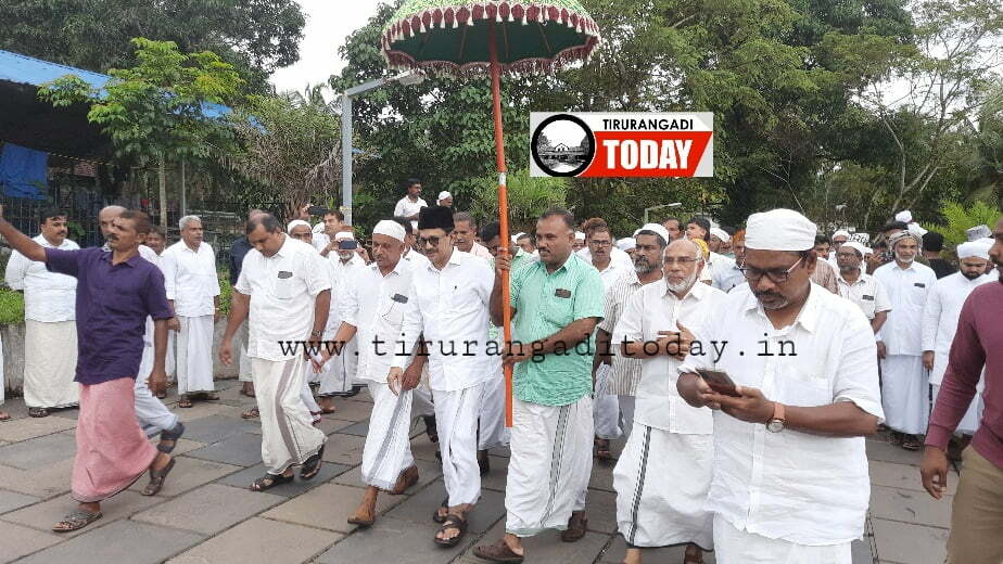 മതമൈത്രിയുടെ നേര്‍കാഴ്ചയായി കൊടിഞ്ഞി പള്ളി ഖാസി സ്ഥാനാരോഹണ ചടങ്ങ്