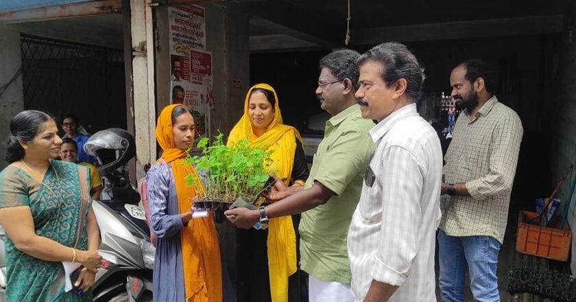 ഓണത്തിന് ഒരു മുറം പച്ചക്കറി പദ്ധതിക്ക് പൊന്നാനിയിൽ തുടക്കം