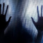 നാല് വയസുകാരിയെ പുഴയില്‍ എറിഞ്ഞു കൊന്ന സംഭവം ; ഒന്നര വര്‍ഷം പീഡനത്തിനിരയായി, കൊല്ലപ്പെടുന്നതിന്റെ അന്ന് രാവിലെയും പീഡിപ്പിച്ചു, പ്രകൃതി വിരുദ്ധ പീഡനത്തിനും ഇരയാക്കി, കുട്ടിയുടെ സ്വകാര്യഭാഗത്ത് മുറിവും രക്തസ്രാവവും ; അബദ്ധം പറ്റിപോയെന്ന് പറഞ്ഞ് പൊട്ടിക്കരഞ്ഞ് പ്രതി ; പ്രതി ലൈംഗികവൈകൃതം ഉള്ളയാള്‍