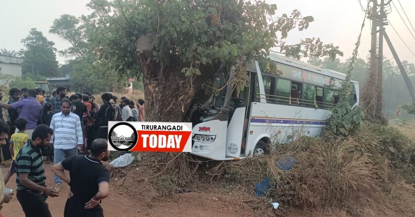 വട്ടപ്പാറയിൽ ശബരിമല തീർത്ഥാടകരുടെ ബസ് മരത്തിൽ ഇടിച്ചു അപകടം