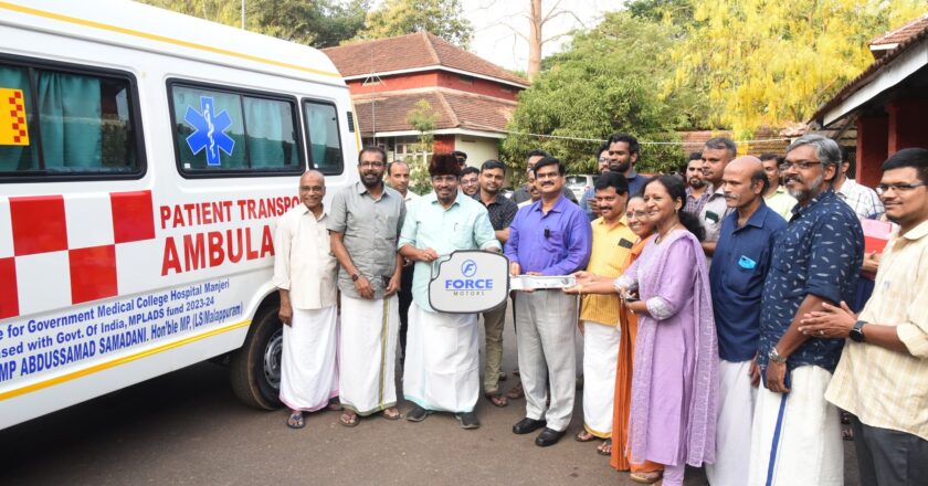 ജില്ലയിലെ എട്ട് ആരോഗ്യ കേന്ദ്രങ്ങൾക്ക് വാഹനങ്ങൾ വിതരണം ചെയ്തു