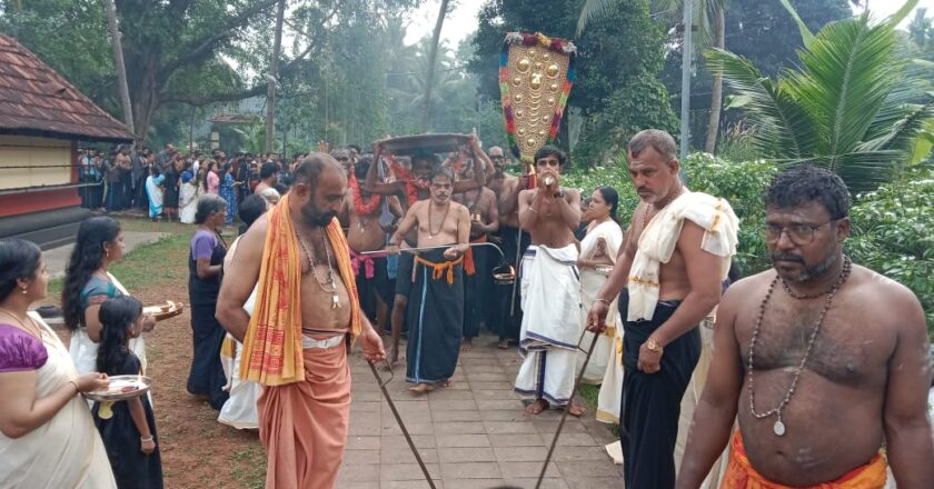 തൃക്കുളം ശിവക്ഷേത്രത്തിൽ അഖണ്ഡനാമയജ്ഞം സമാപിച്ചു