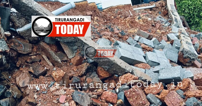 കനത്ത മഴ; മമ്പുറത്ത് മതിൽ ഇടിഞ്ഞു വീണു