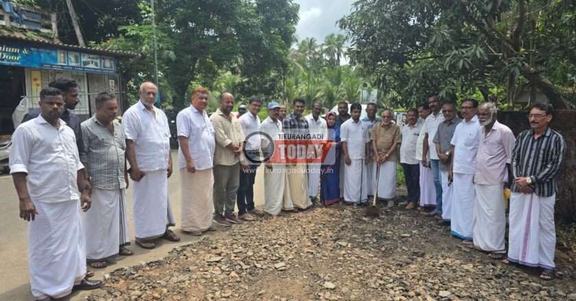 നഴ്സറി അറ്റത്ത് അങ്ങാടി റോഡ് പ്രവർത്തി ആരംഭിച്ചു