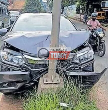 അങ്ങാടിപ്പുറം മേൽപ്പാലം; ഡിവൈഡറുകൾ റോഡിനേക്കാൾ താഴ്ന്ന നിലയിൽ; അപകടങ്ങൾ പതിവ്