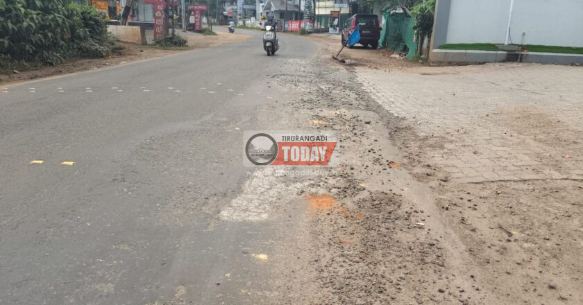 വേങ്ങര – കൂരിയാട് റോഡ് കുണ്ടും കുഴിയും നിറഞ്ഞ് യാത്ര ദുഷ്കരമായി