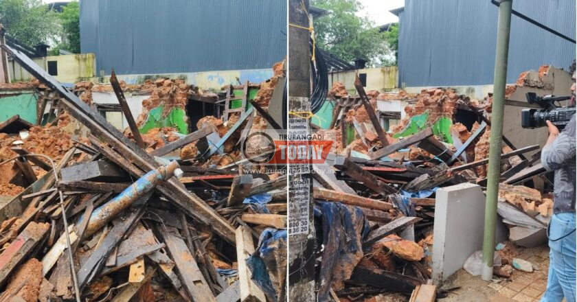 കനത്ത മഴയില്‍ മാങ്കാവില്‍ ഇരുനില കെട്ടിടം തകര്‍ന്നു വീണു