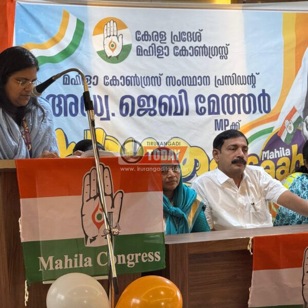 ജെബി മേത്തർ എം.പി നയിക്കുന്ന മഹിളാ “സാഹസ്” കേരള യാത്രയ്ക്ക് ചെമ്മാട് വെച്ച് സ്വീകരണം നല്‍കി