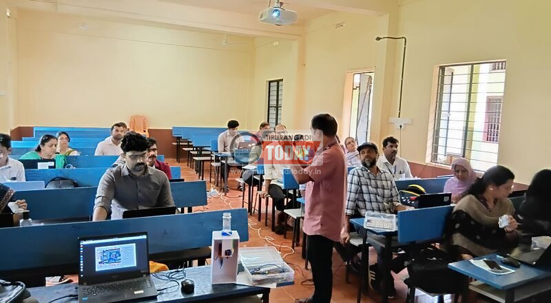ജില്ലയിലെ സ്കൂളുകളിലേക്കായി കൈറ്റിന്റെ 3083 റോബോട്ടിക് കിറ്റുകൾ