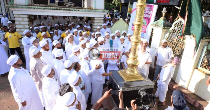 നാലു ദിവസം നീണ്ട് നില്‍ക്കുന്ന കുണ്ടൂര്‍ ഉറൂസ് മുബാറക്കിന് ഭക്തിനിര്‍ഭരമായ തുടക്കം