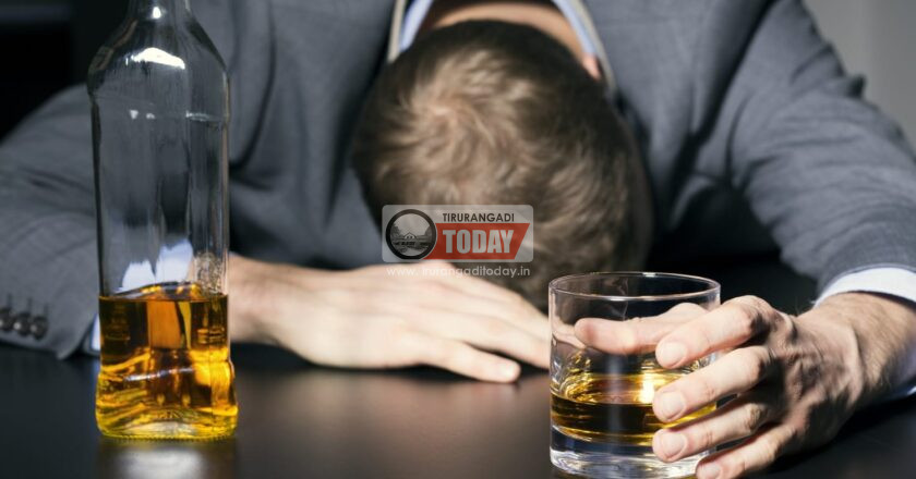 സ്‌കൂളില്‍ ഓണാഘോഷത്തിനിടെ മദ്യപിച്ച് അവശനായ 17 കാരന്‍ ; ചികിത്സയില്‍