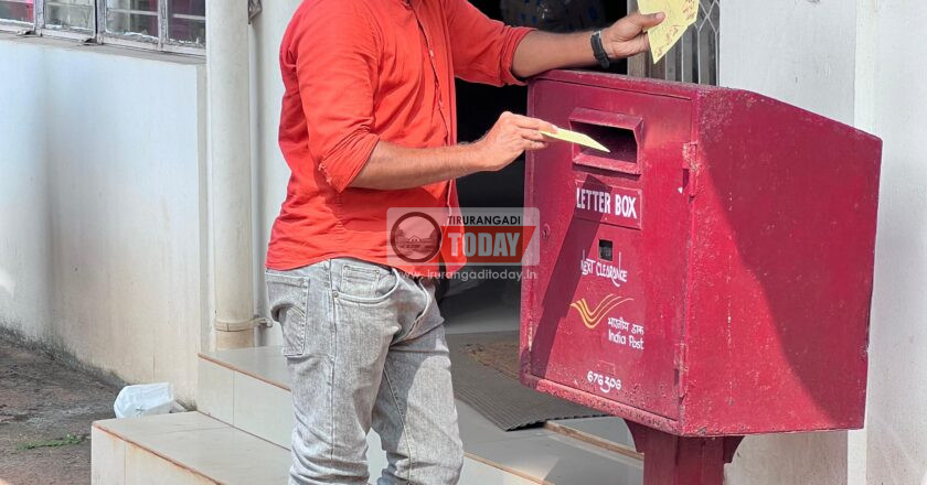 ശിശുദിനത്തിൽ വൈറലായി ഒരു അധ്യാപകൻ