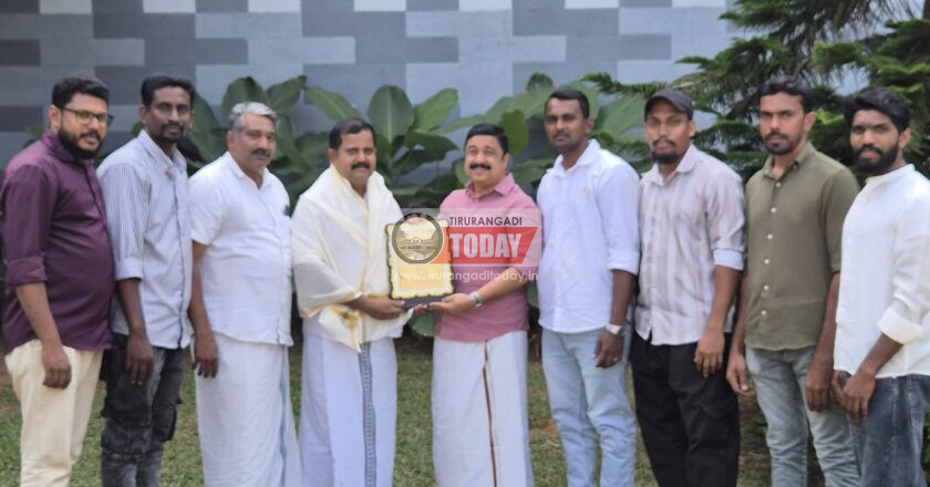 പത്താം വാർഡ് മുൻ മെമ്പർ ചോലക്കൻ റഫീഖ് മൊയ്തീനെ യൂത്ത് ലീഗ് കമ്മിറ്റി ആദരിച്ചു